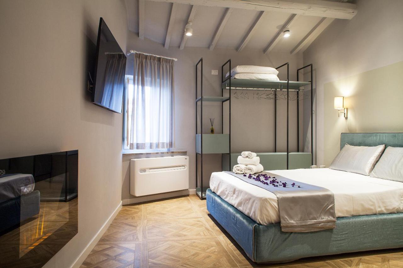 كولّي فال ديلسا San Sebastiano Suite & Luxury Apartments المظهر الخارجي الصورة
