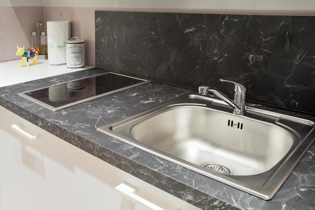 كولّي فال ديلسا San Sebastiano Suite & Luxury Apartments المظهر الخارجي الصورة