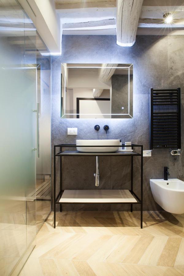 كولّي فال ديلسا San Sebastiano Suite & Luxury Apartments المظهر الخارجي الصورة