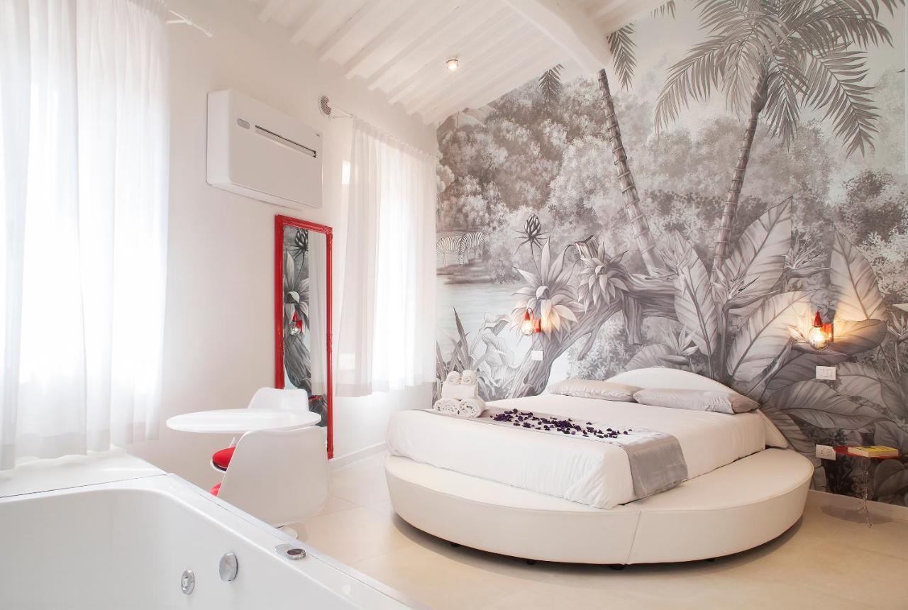 كولّي فال ديلسا San Sebastiano Suite & Luxury Apartments المظهر الخارجي الصورة