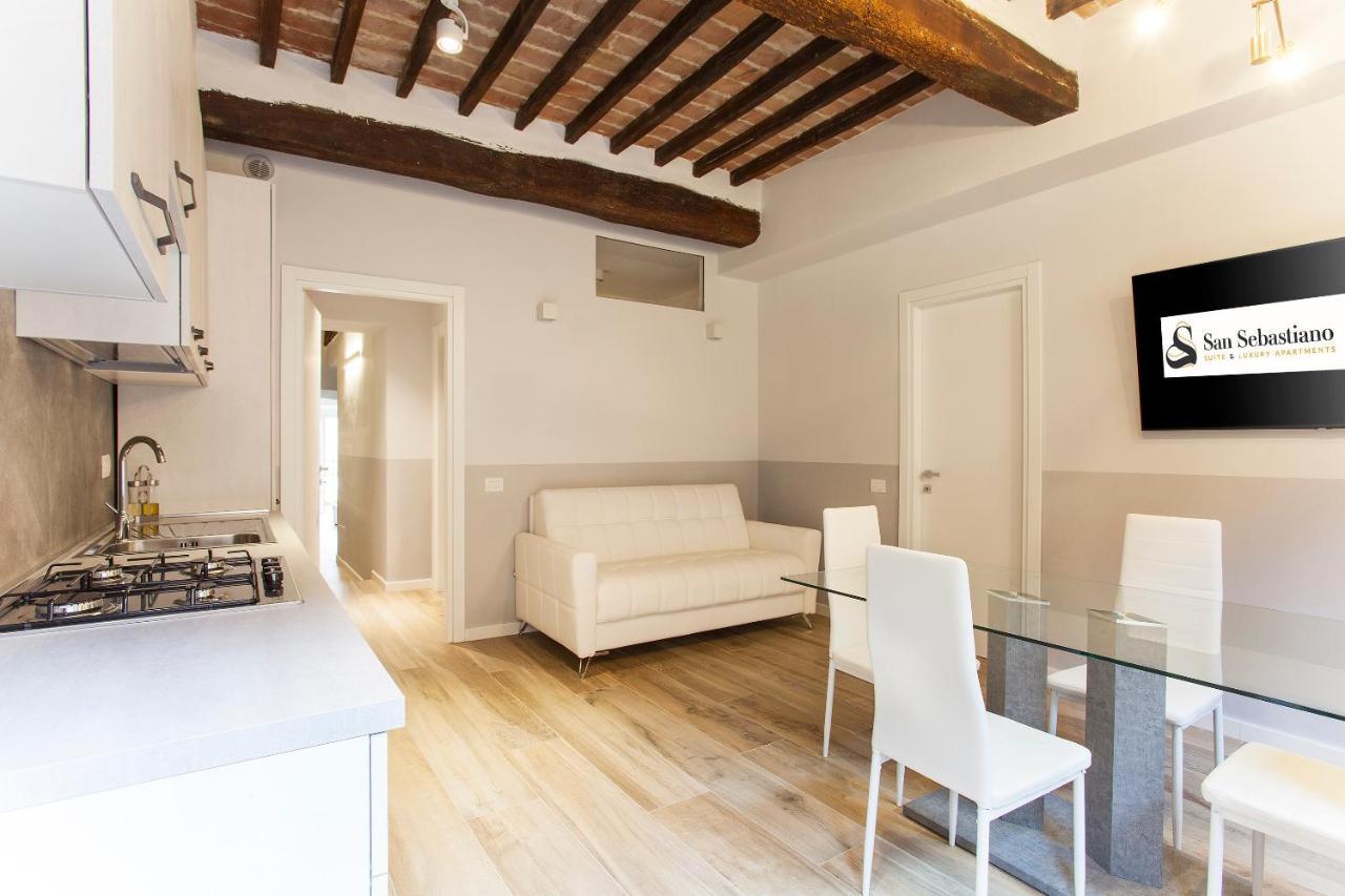 كولّي فال ديلسا San Sebastiano Suite & Luxury Apartments المظهر الخارجي الصورة